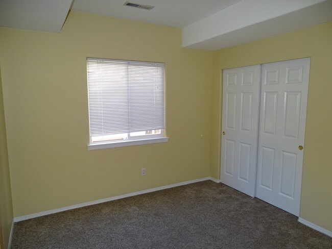 Building Photo - 2917 NW Watkins Ct