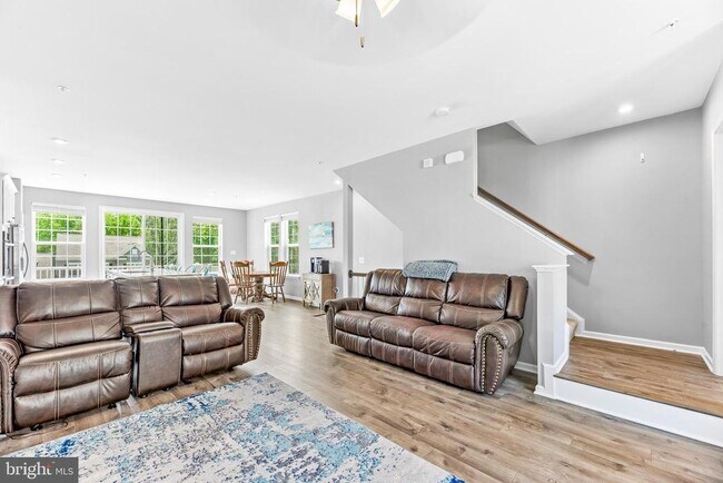 Building Photo - 43871 Eucalyptus Way