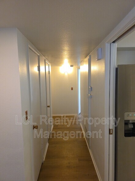 Building Photo - 26201 Fountain Bleu Dr