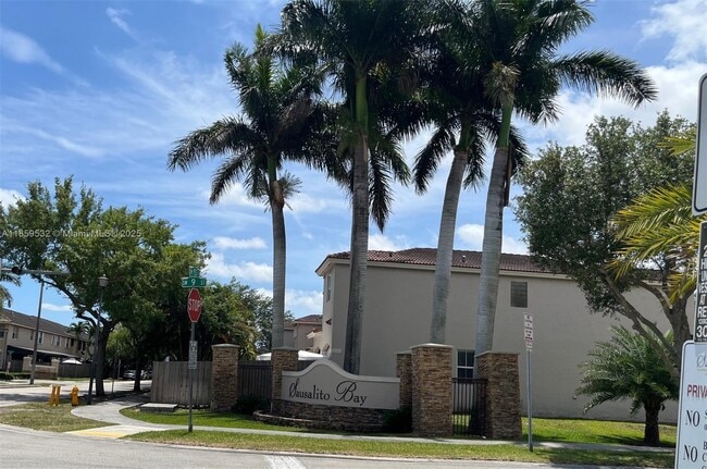 Building Photo - 977 SW 153rd Path