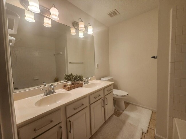 Building Photo - 2175 Whitestone Pl