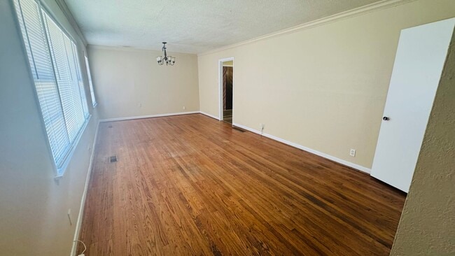 Building Photo - New For Rent in Center Point!