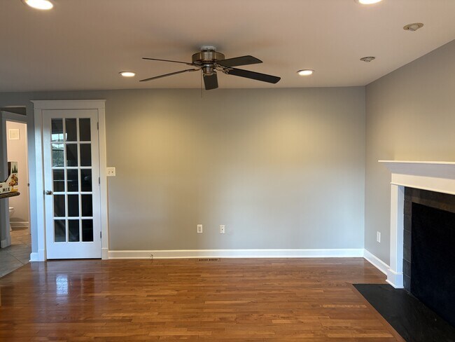 Building Photo - 412 Kojun Ct