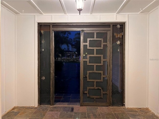 Building Photo - 14715 Bayonne Rd