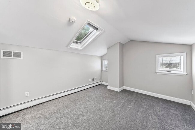 Building Photo - 4236 Florida Ave