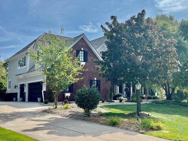 Building Photo - Luxurious Home in Legend of Bristlecomb