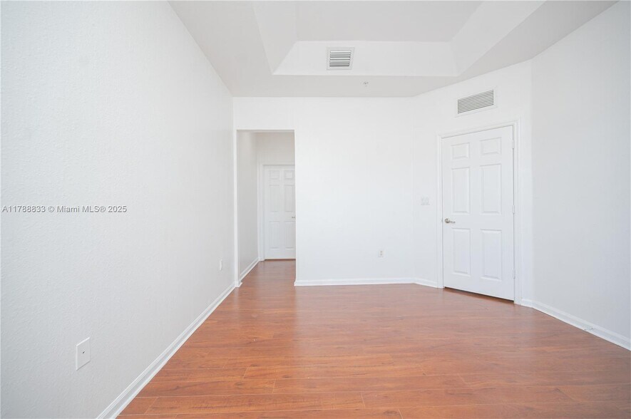 Building Photo - 11403 NW 89th St