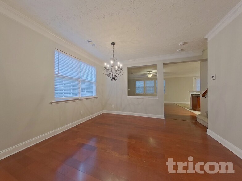 Building Photo - 2794 Jordan Ln