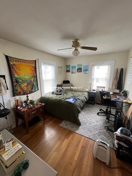 Building Photo - 28A Cherry St
