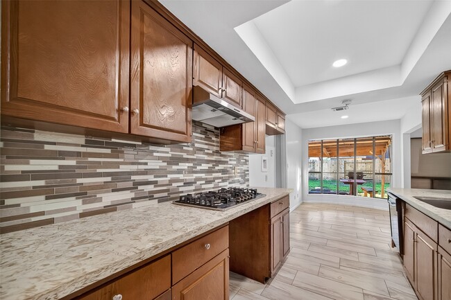 Building Photo - 10706 Sagebluff Dr