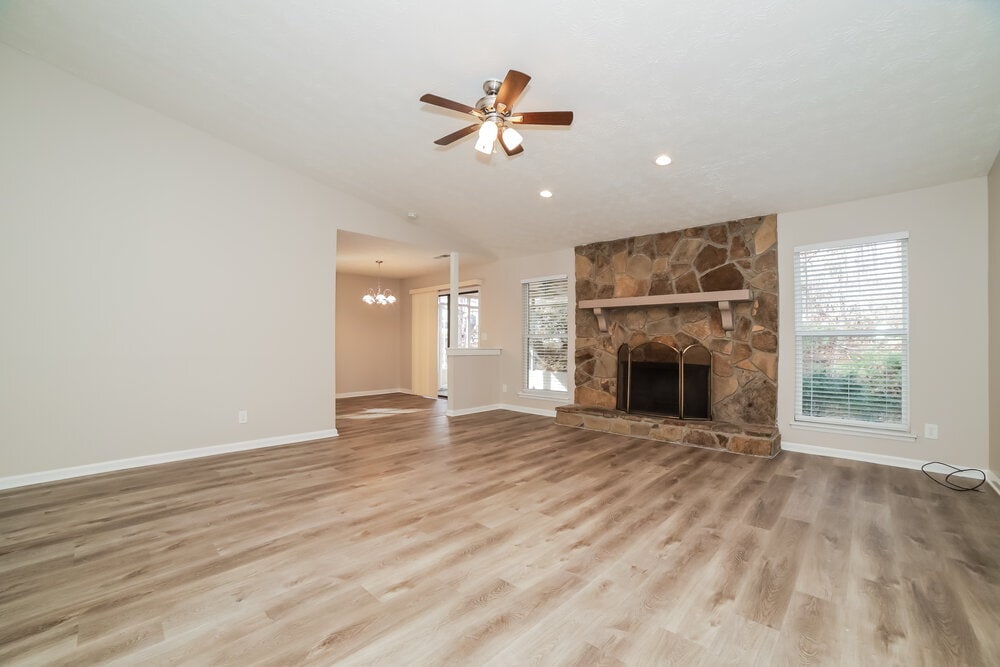 Building Photo - 4749 Jamerson Forest Cir