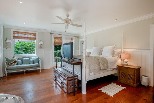 Building Photo - 33410 CA-1