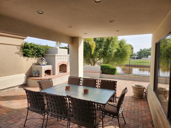 Building Photo - 8157 E Cortez Dr