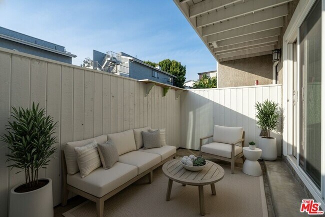 Building Photo - 1411 12th St