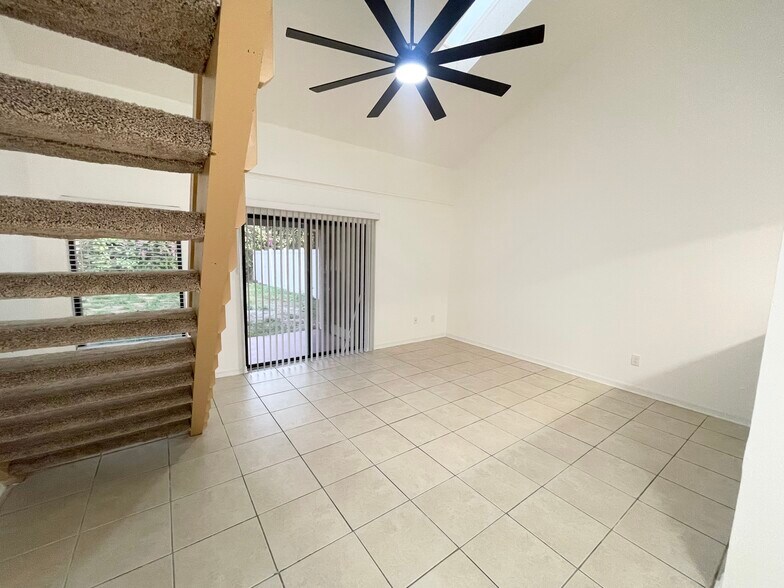 Building Photo - 2759 Hunt Club Ln