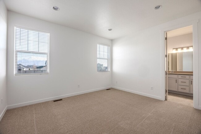 Building Photo - 2526 N 3670 W