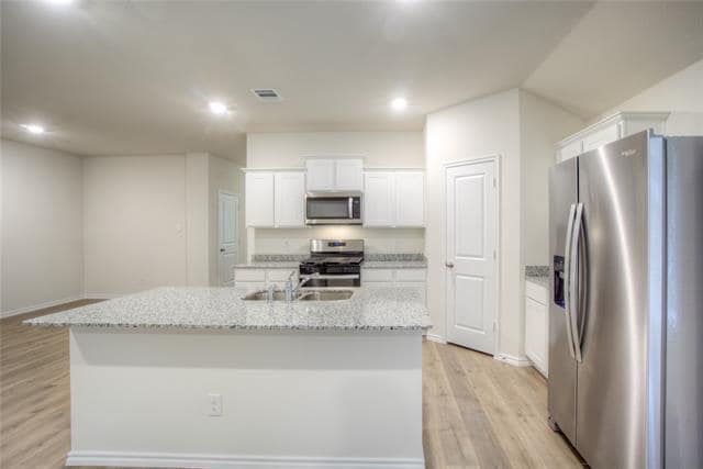 Building Photo - 4120 Amethyst Dr