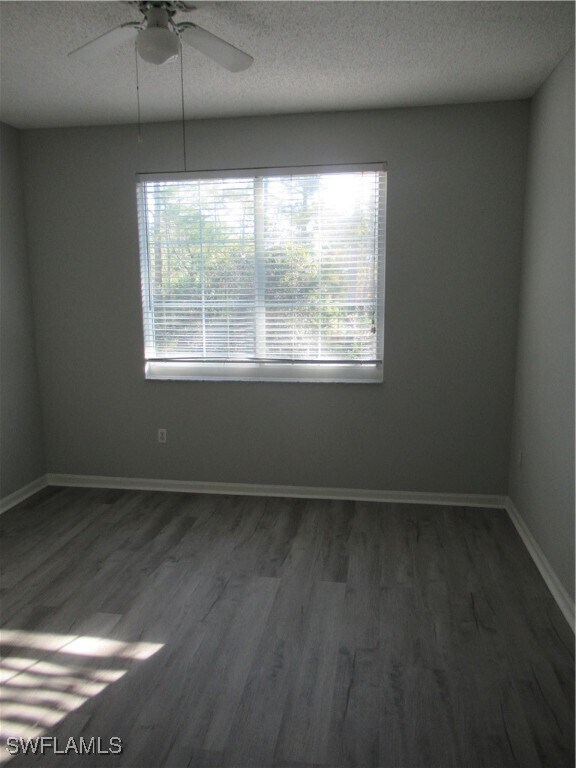 Building Photo - 1105 Reserve Ct