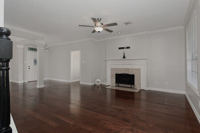 Building Photo - 31 N Duskwood Pl