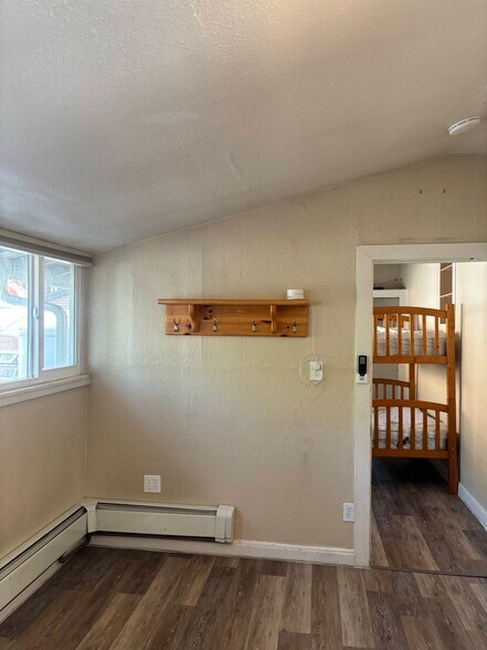 Building Photo - 290 N 300 E