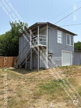Building Photo - 538 Kayton Ave