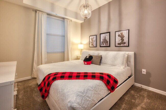 Building Photo - 3180 Paradox Cir