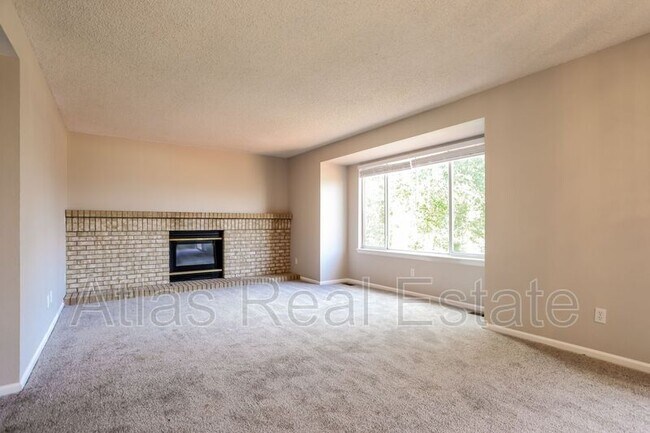 Building Photo - 21125 E 44th Ave