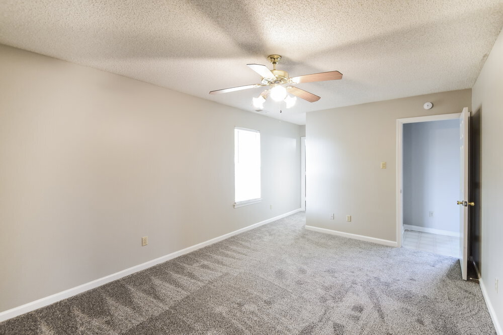 Building Photo - 6991 Raleigh Lagrange Rd