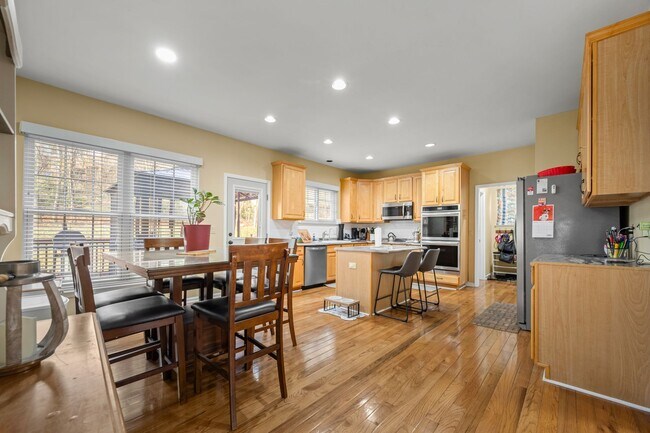 Building Photo - 308 Stone Heath Ct