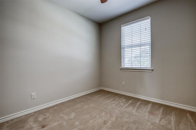 Building Photo - 126 Eagle Meadow Dr
