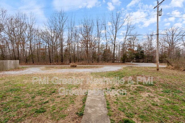 Building Photo - 1011 E Pruett Rd