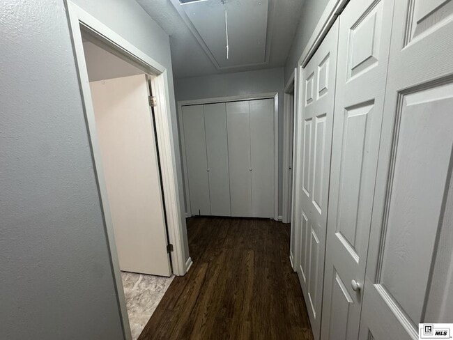 Building Photo - 3003 Lafourche Ave