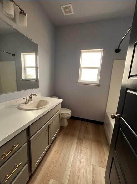 Building Photo - 17313 N Wingtip Way