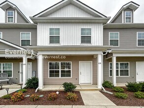 Building Photo - Limited Time Special Offer / 2 Bed/ 2.5 Bath Townhome with Off-Street Parking / Pet-Friendly / Co...