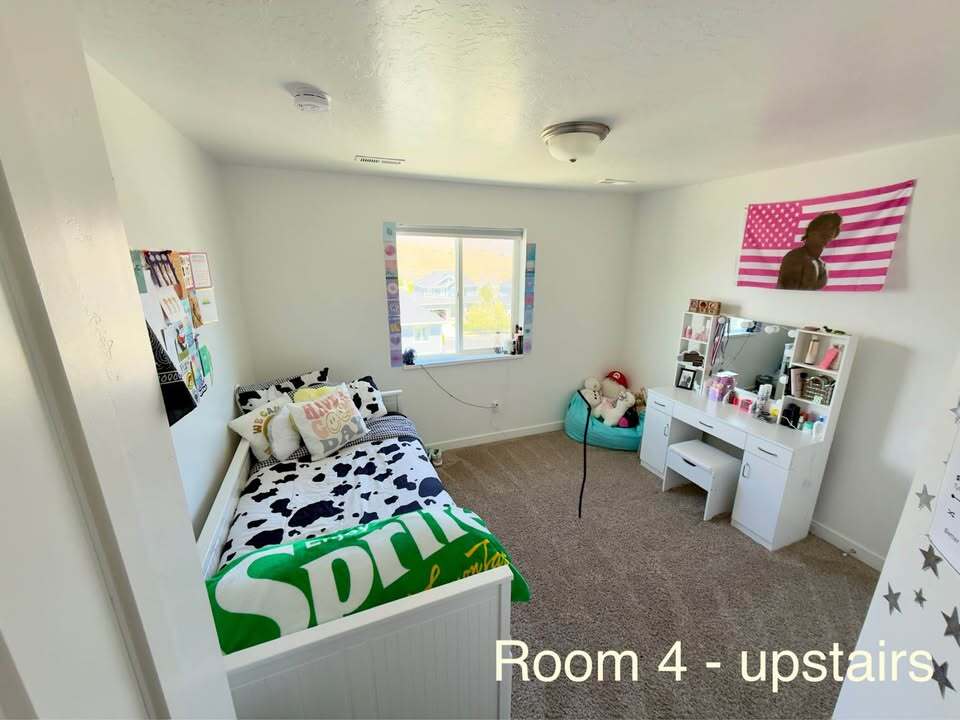 Building Photo - 2693 E Gambel Oaks Dr