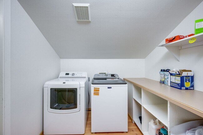 Building Photo - Spacious Luxury Living with Dual Master Suites & Private Outdoor Retreat