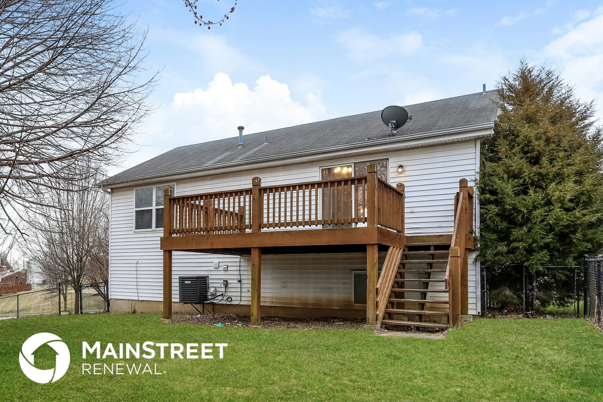 Building Photo - 2 Aspen Pointe Dr