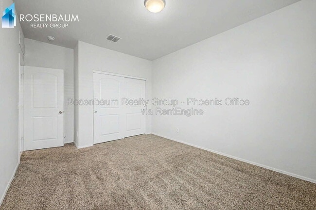 Building Photo - 41917 W Manderas Ln
