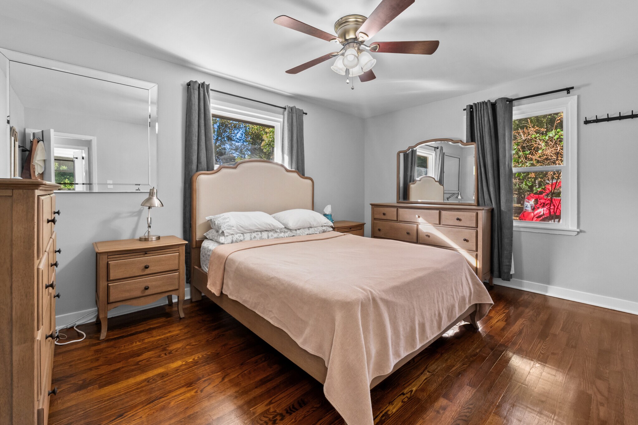 Building Photo - 1945 Camp Greene St