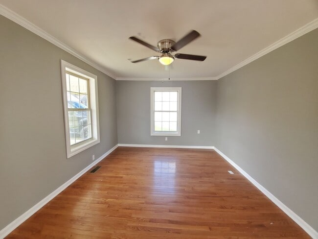 Building Photo - Great house for rent in Columbia!