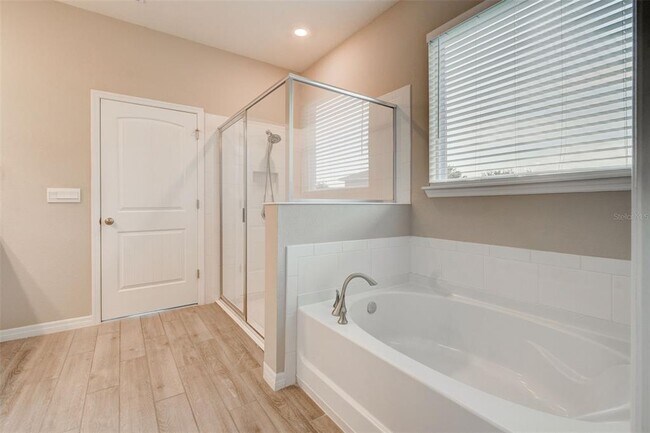 Building Photo - 413 Halter Dr