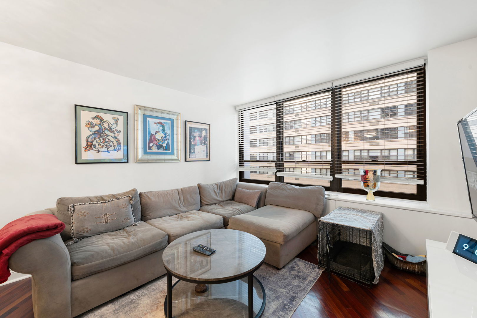 Building Photo - 222 E Pearson St