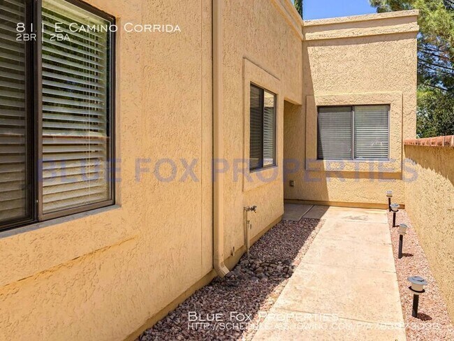 Building Photo - 2 Bed+ Den Patio home in El Conquistador!