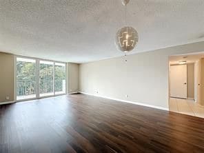 Building Photo - 1147 Hillsboro Mile