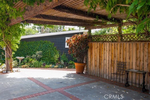 Building Photo - 1511 Bluebird Canyon Dr
