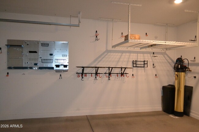 Building Photo - 11658 E Chevelon Trail