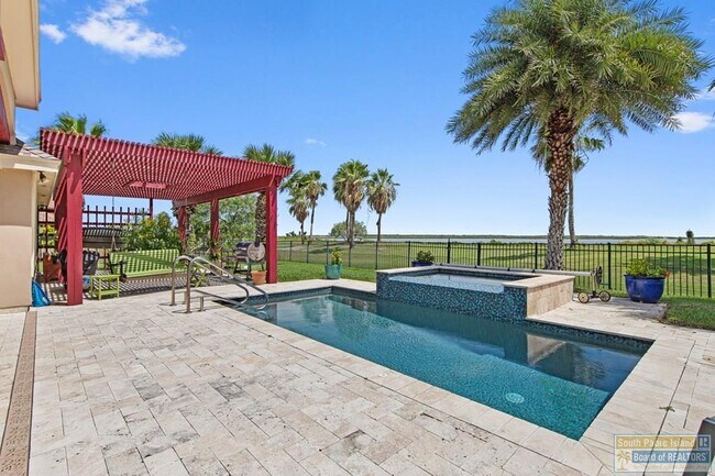 Building Photo - 22 Laguna Madre Dr