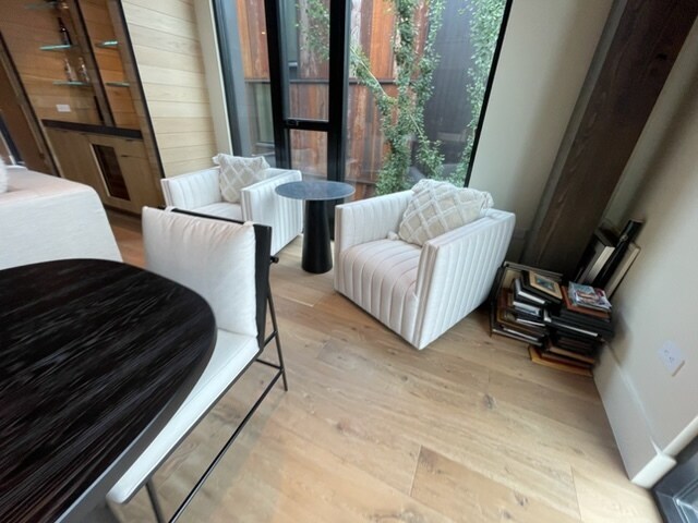 Building Photo - 100 4th St W