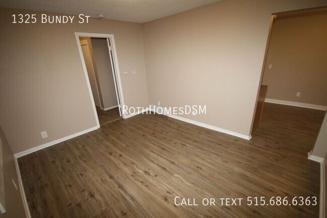 Building Photo - 1325 Bundy St