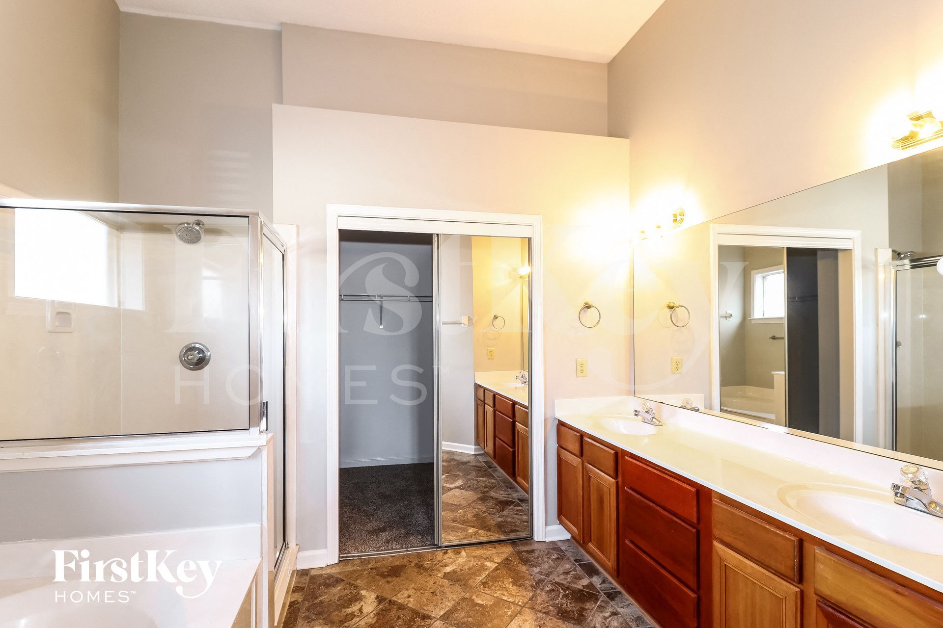 Building Photo - 7761 Shadow Hills Dr